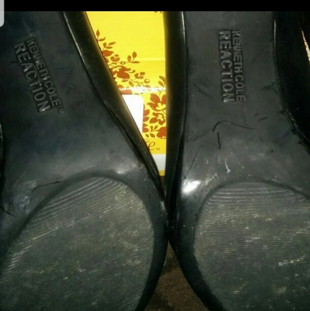 Kenneth Cole Heels - Picture 3 of 3